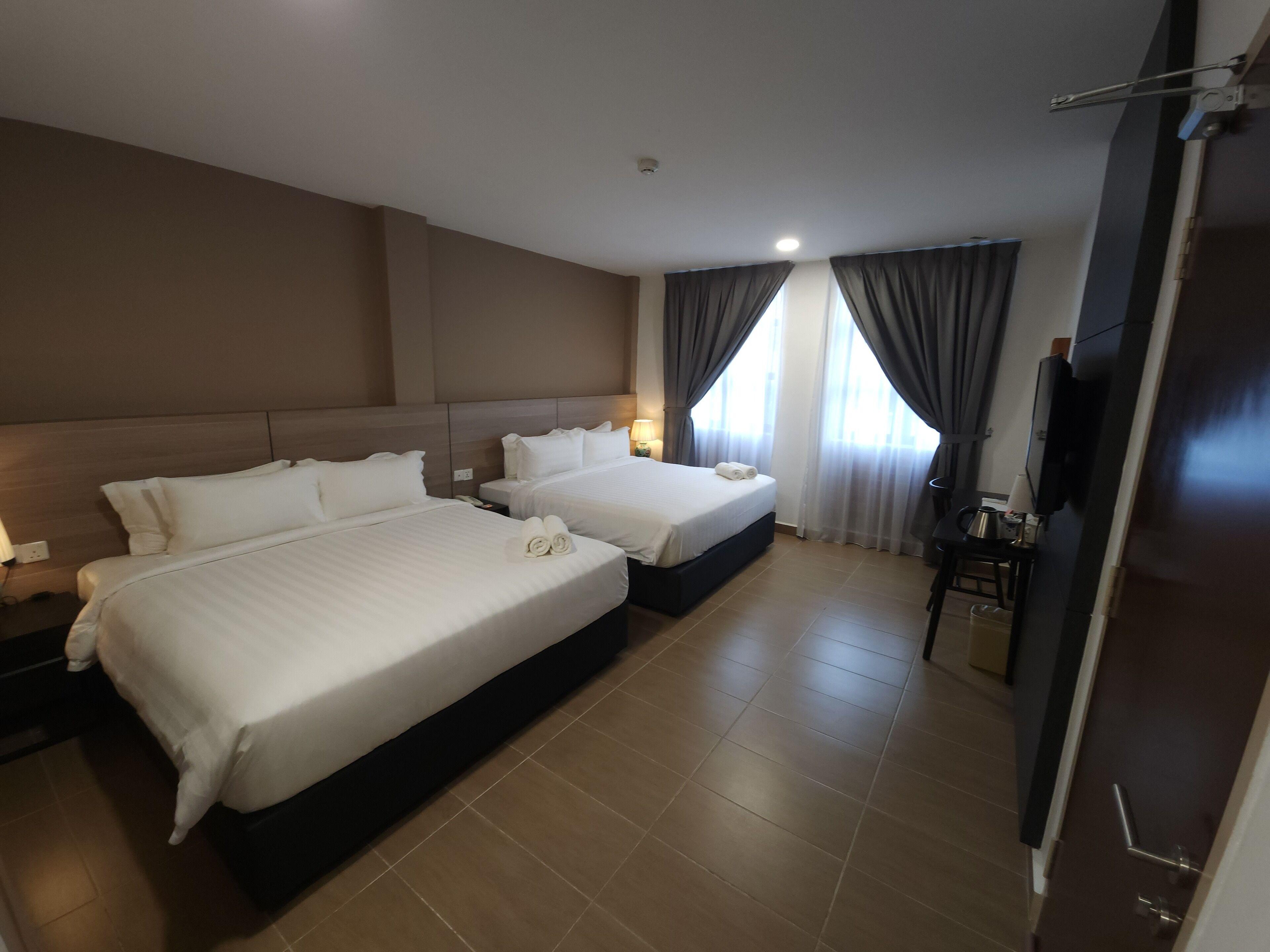 Yu Hotel Chinatown — Photos 2